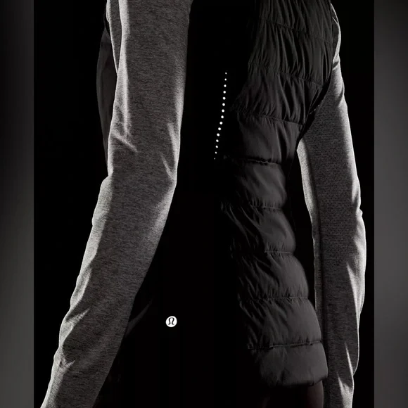 Lululemon Down for It All Vest women size 0 and 6 color black - Picture 2 of 9